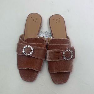 A New Day Blush Soft Slip On Flat Shoes Size 8